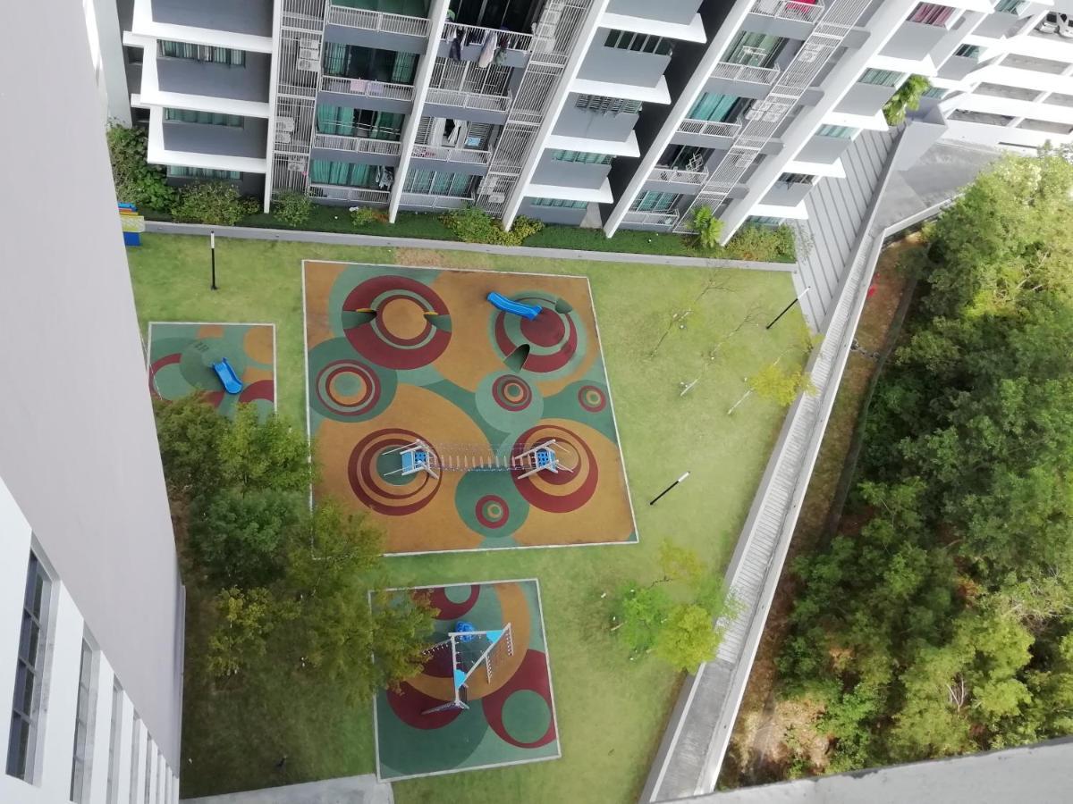 FZ Almyra Homestay Kajang Exteriör bild